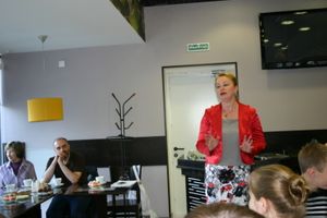 Великолукские школьники посетили "Литературное кафе"