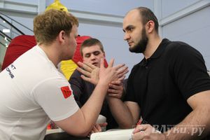 В ТЦ «Апельсин» прошла весенняя ночь распродаж