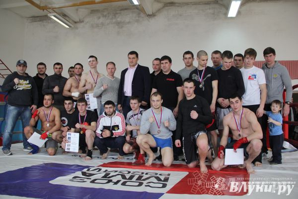 В Великих Луках прошел Чемпионат области по смешанному боевому единоборству (фото)