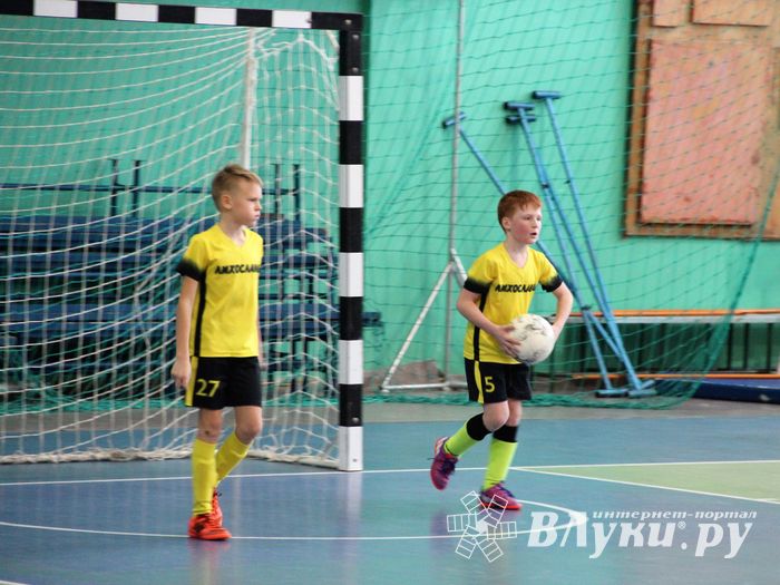 Кубок «Дружбы» уехал из Великих Лук в Лихославль