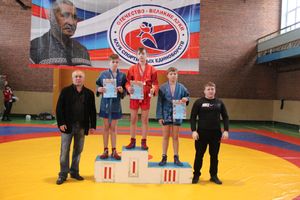 В Великих Луках прошли соревнования по самбо (ФОТО)