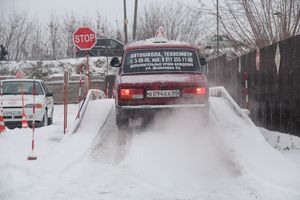 Великолукские автоледи боролись за звание «Леди Виртуоз» (ФОТО)