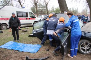 Молодого мужчину с места ДТП на пр-те Гагарина увезла скорая (ФОТО, ВИДЕО)