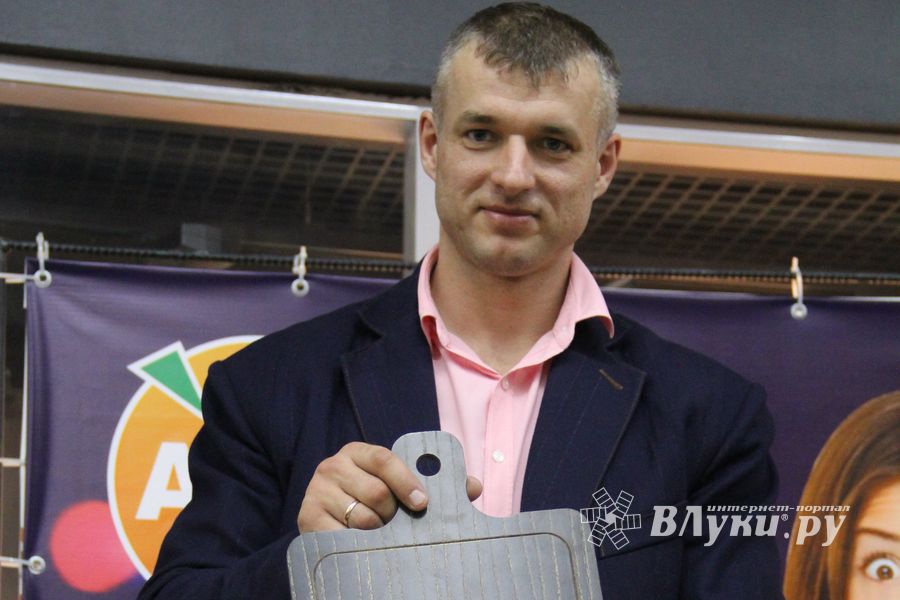 В ТЦ «Апельсин» прошла весенняя ночь распродаж