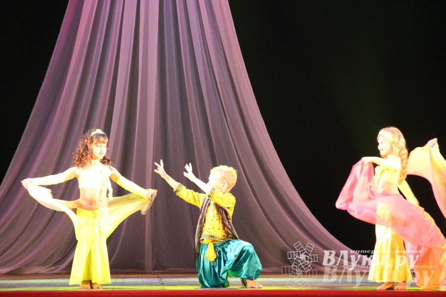  В ДК ЛК проходит четвертый ежегодный фестиваль танца (фото)