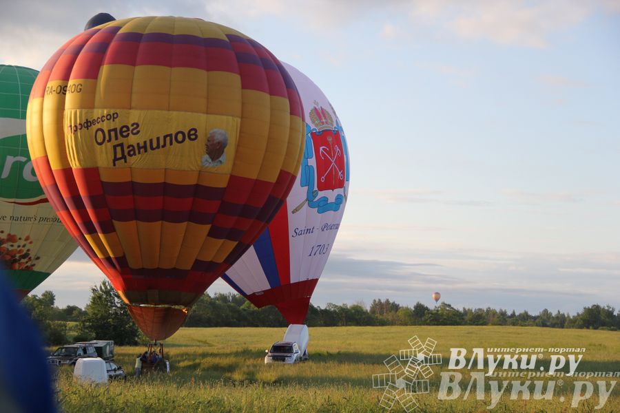 Пилоты совершили третий спортивный полет