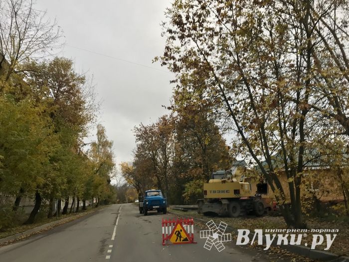 Перекрёсток улиц Дружбы и Глинки частично закрыт (ФОТО)