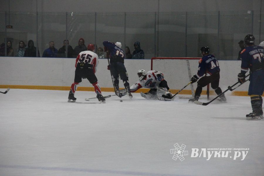 ХК «Экспресс» уступил команде «Аванта-Остров» (ФОТО)