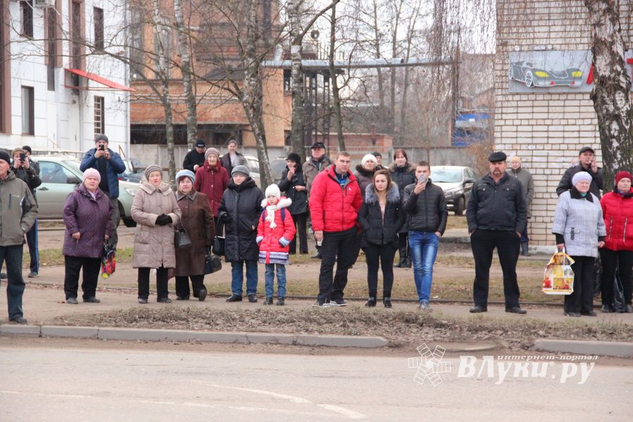 Теперь у всех великолучан есть фото или видео с «Тяжмаш» (ФОТО)