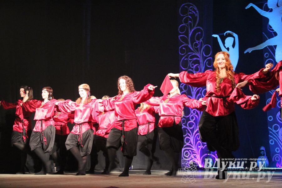 В доме культуры имени Ленина прошел концерт, посвященный Международному дню танца (фото)