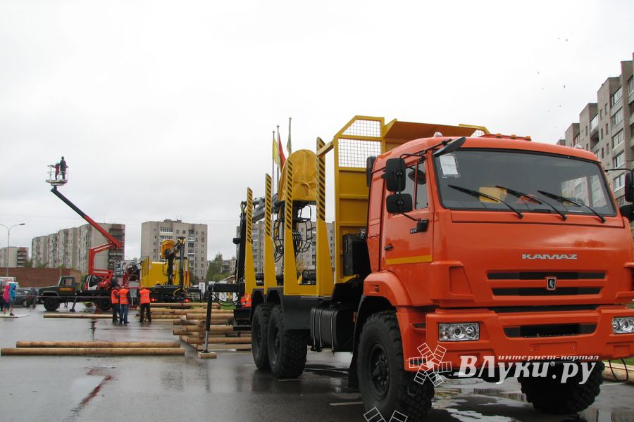 Международный конкурс профессионального мастерства «Лучший оператор гидроманипулятора – 2014»