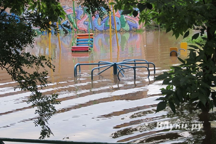 Самый подтопляемый двор подтвердил своё «звание» (ФОТО)