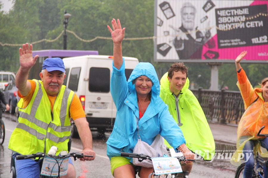 Зигзаг здоровья выполнили великолукские велосипедисты (ФОТО)