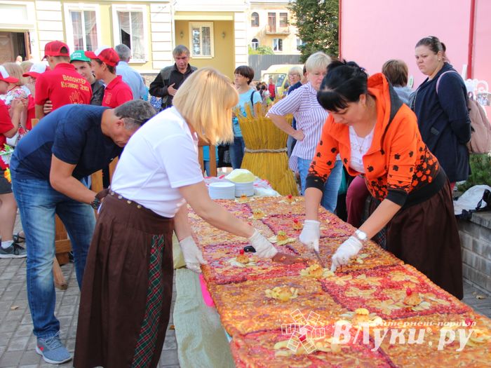 Великие Луки празднуют День города (ФОТО)
