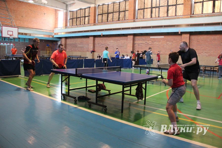 В Великих Луках прошел Кубок области по настольному теннису (ФОТО)