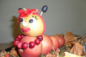 В детском саду №14 прошла выставка поделок «Дары леса» (фото)