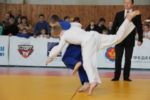В Великих Луках прошли соревнования по дзюдо (ФОТО)