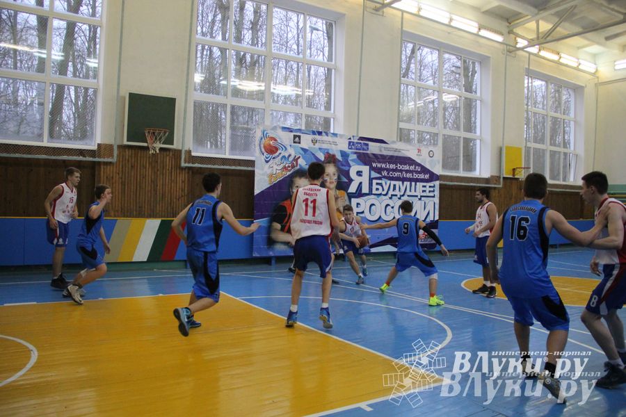 Великолучанки заняли первое место в дивизиональной игре «КЭС-Баскет» (фото)