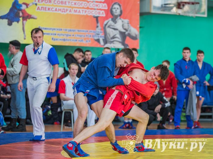 Фото: Александр Воробьев Великолучане завоевали награды Всероссийских соревнований по самбо
