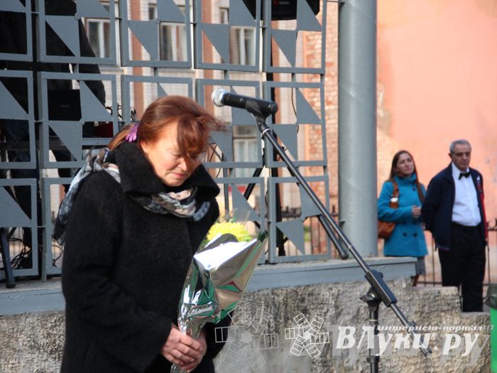 В Великих Луках прошло открытие мемориальной доски памяти Е.А. Клевцова