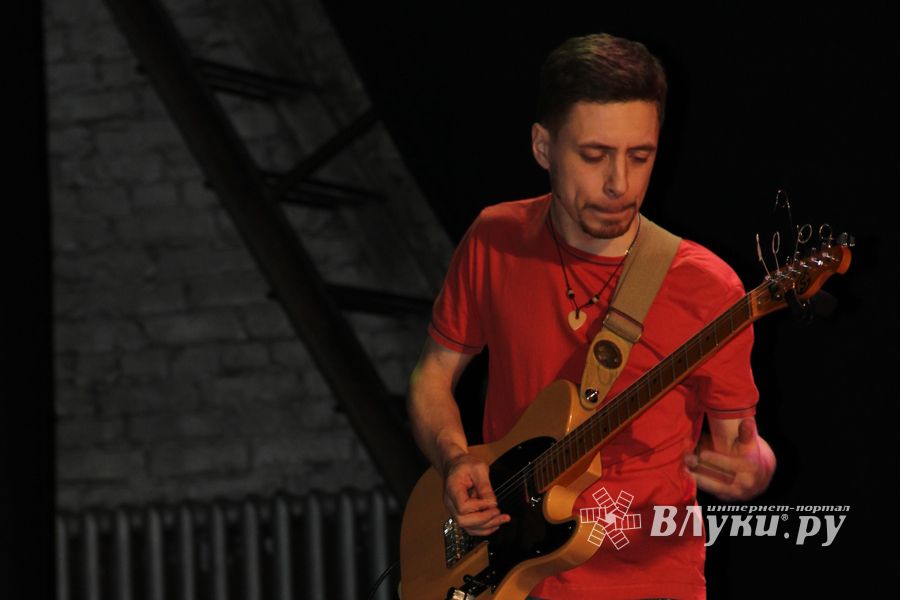 Большой сольный концерт «V.V. and Band» состоялся в Великих Луках