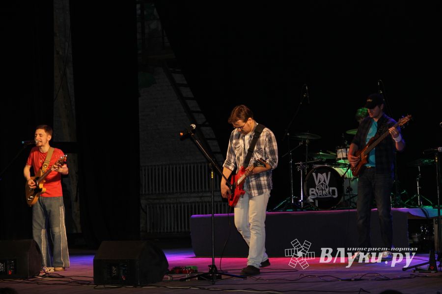 Большой сольный концерт «V.V. and Band» состоялся в Великих Луках