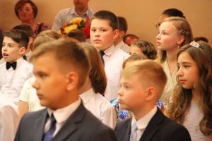 В школе №13 чествовали вчерашних учеников начальной школы (ФОТО)