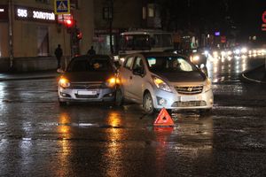 ДТП на перекрёстке Ленина-Зверева (ФОТО)