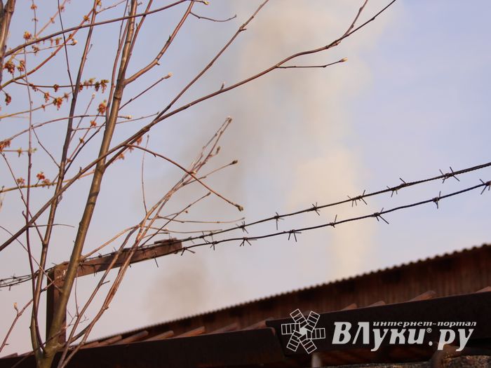 Подробности пожара на мебельном (ФОТО)