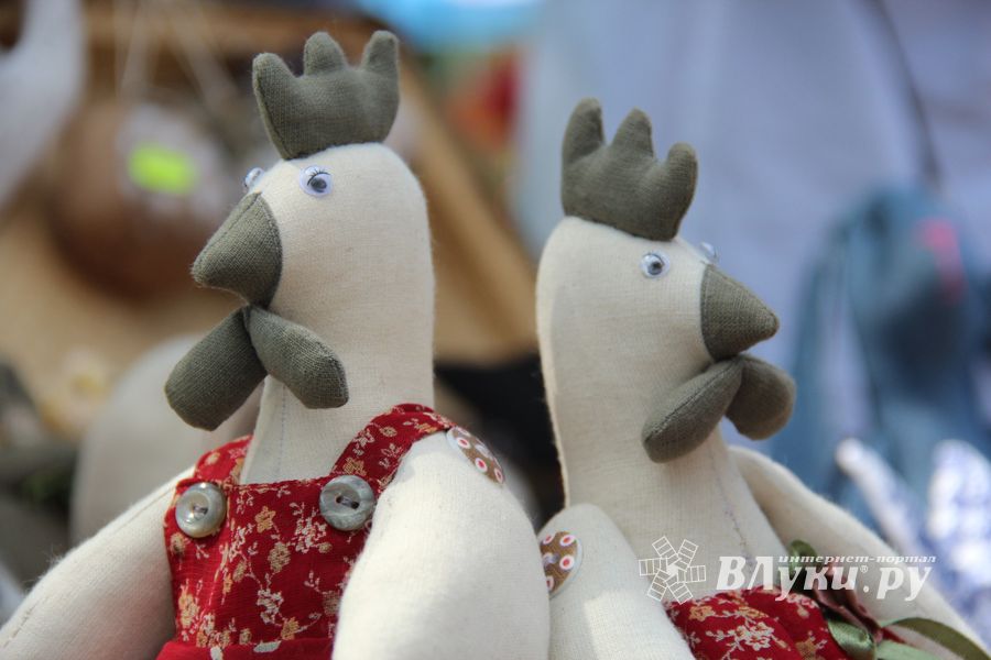 В городском парке Великих Лук прошёл День мороженого