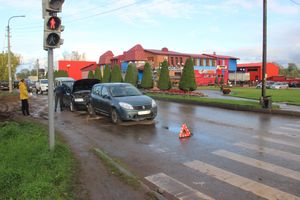 ДТП на улице Мурманской в Великих Луках (ФОТО)