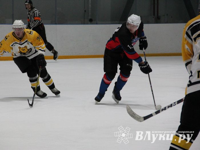Великолукский «Экспресс» одержал победу в игре с псковскими «Медведями» (ФОТО)
