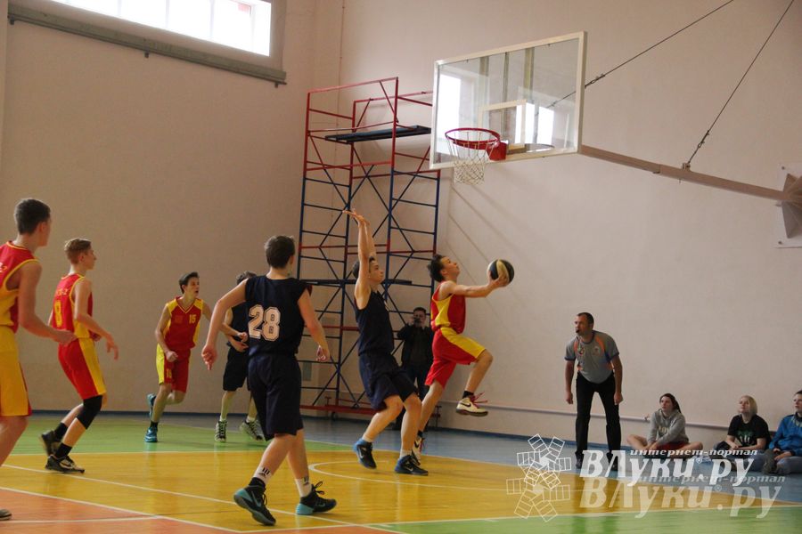 Игра 29 марта Великие Луки — Псков (юноши)