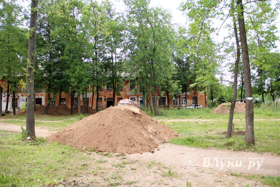 Старый камень останется в обновлённом сквере (ФОТО)