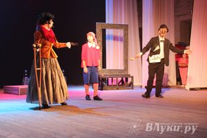 ​В городском ДК им. Ленина состоялась премьера музыкальной сказки «Буратино»