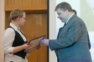 Более 100 педагогов и учащихся Псковской области получили областные и федеральные премии (фото)