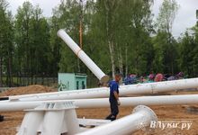 Колесу обозрения делают ноги (ФОТО)