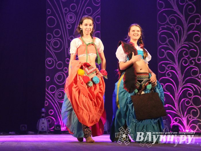 В ДК им. Ленина состоялся отчетный концерт студии восточного танца «Восточные сладости» (фото)