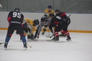 Матч в рамках Регионального Чемпионата НХЛ прошел в «Айсберге» (ФОТО)