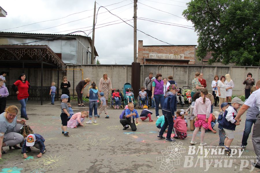 Праздник для детей из социально-реабилитационного центра