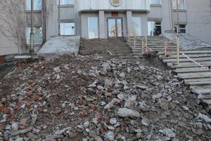 В Великих Луках ремонтирую ЗАГС