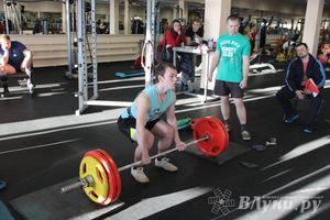 Соревнования по пауэрлифтингу прошли в Великих Луках (фото)