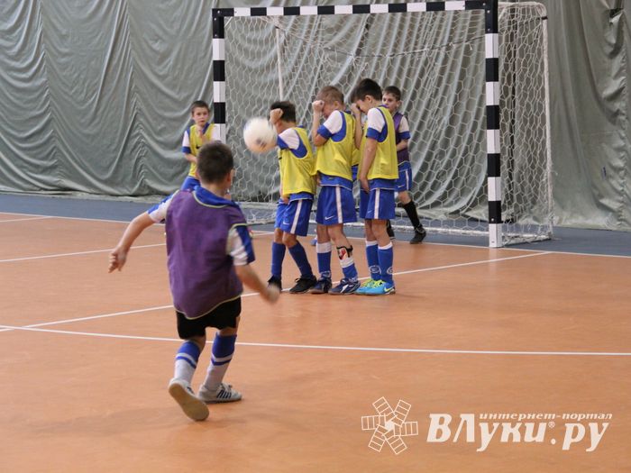 Новогодний футбол