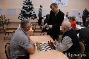 В Великих Луках прошел турнир по шахматам (фото)