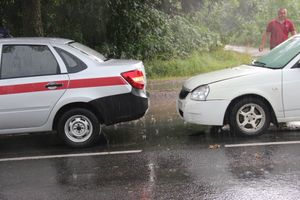 В ДТП на Новоселенинской столкнулись три автомобиля (ФОТО)