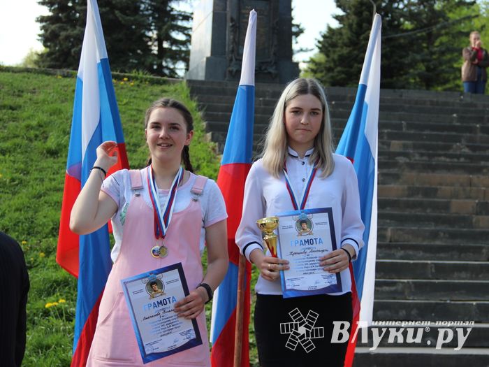 В Великих Луках чествовали лучших велосипедистов (ФОТО)