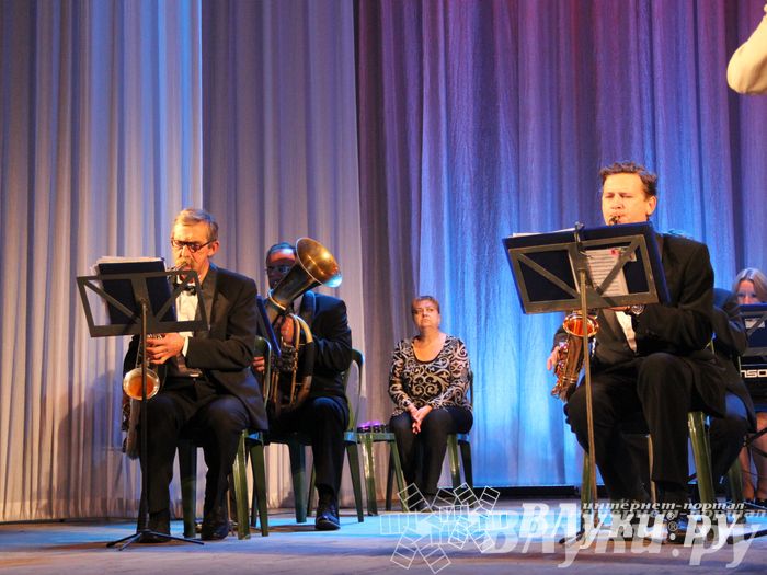 Городской праздничный вечер «Золотая пора» (фото)