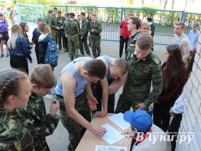 В Великих Луках спасали «заложников» (ФОТО)