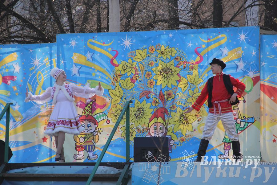 Традиционная весенняя ярмарка прошла в Великих Луках