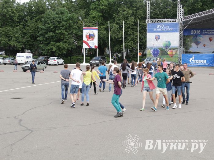 Репетиция вальса